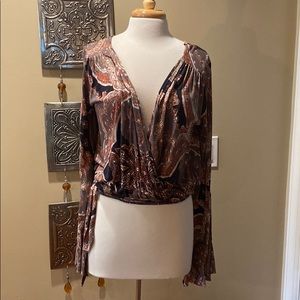 Free People Top With Flare Sleeves Size S